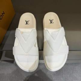 Picture of Louis Vuitton Slippers _SKULVsz38-45mnq0248657